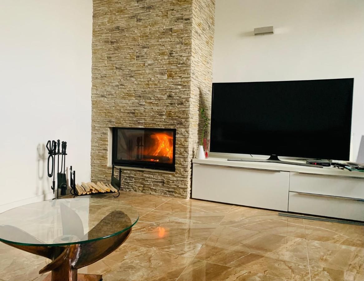 Apartman Blumental Centrum Bratislava Luaran gambar